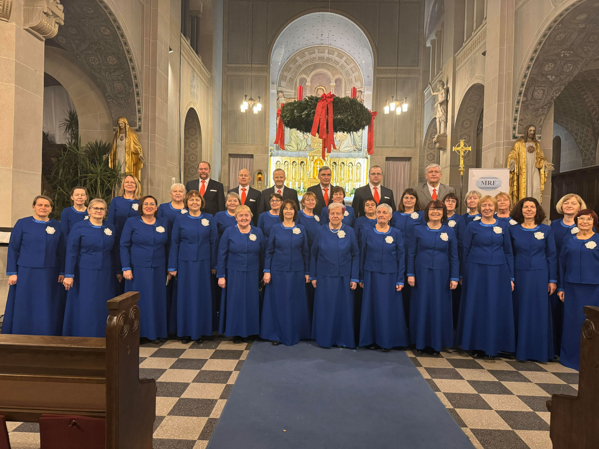 Segakoor Tervis 6. detsembril pärast kontserti Baden-Badeni St. Bernhardi kirikus. Foto: ERAKOGU